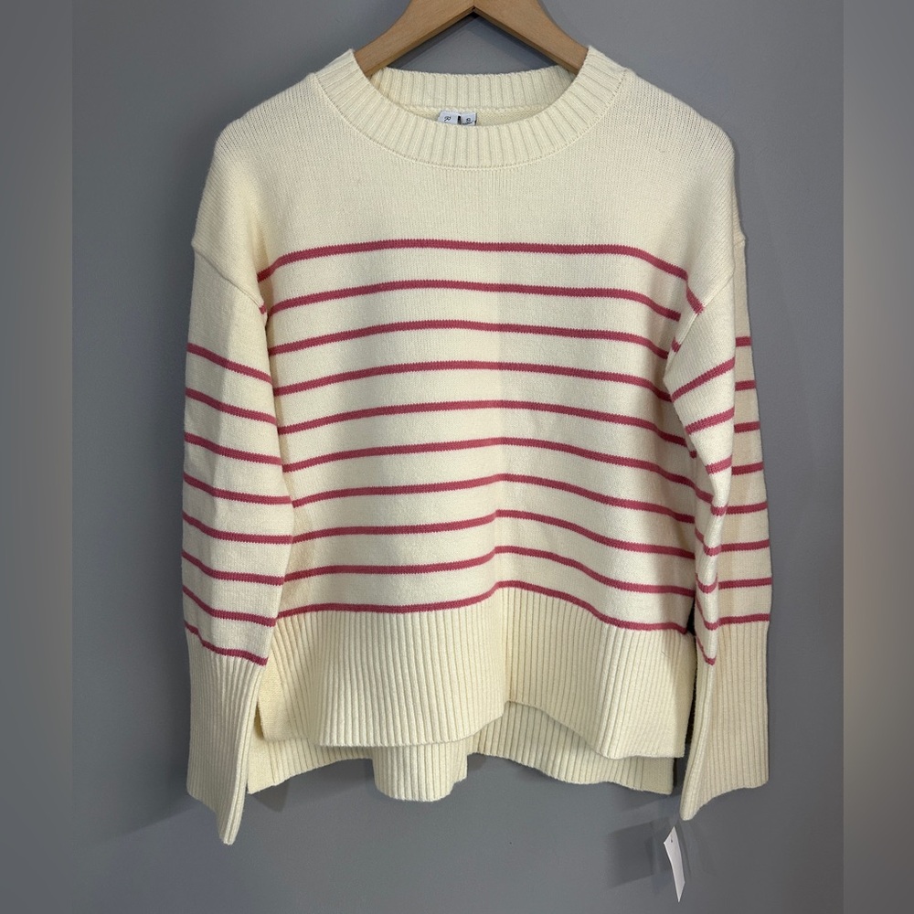 Grace + Karin Pink Striped Cream Side Split Casual Small Sweater Top‎ NEW